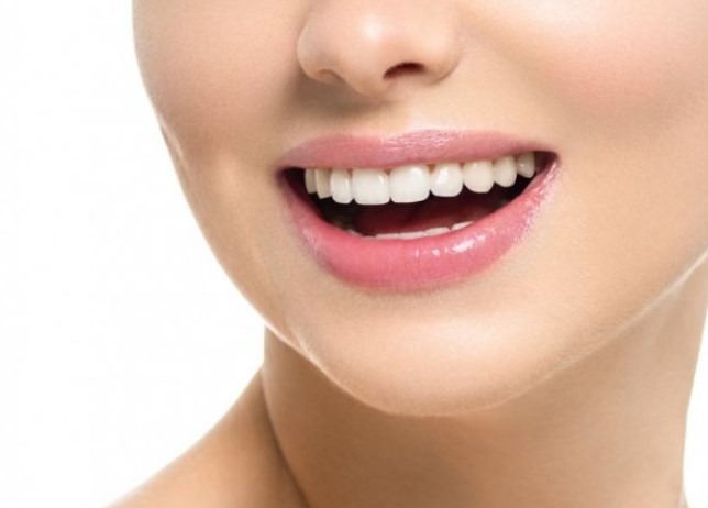 Cara Agar Gigi Putih Maksimal yang Tidak Kamu Ketahui Sebelumnya!